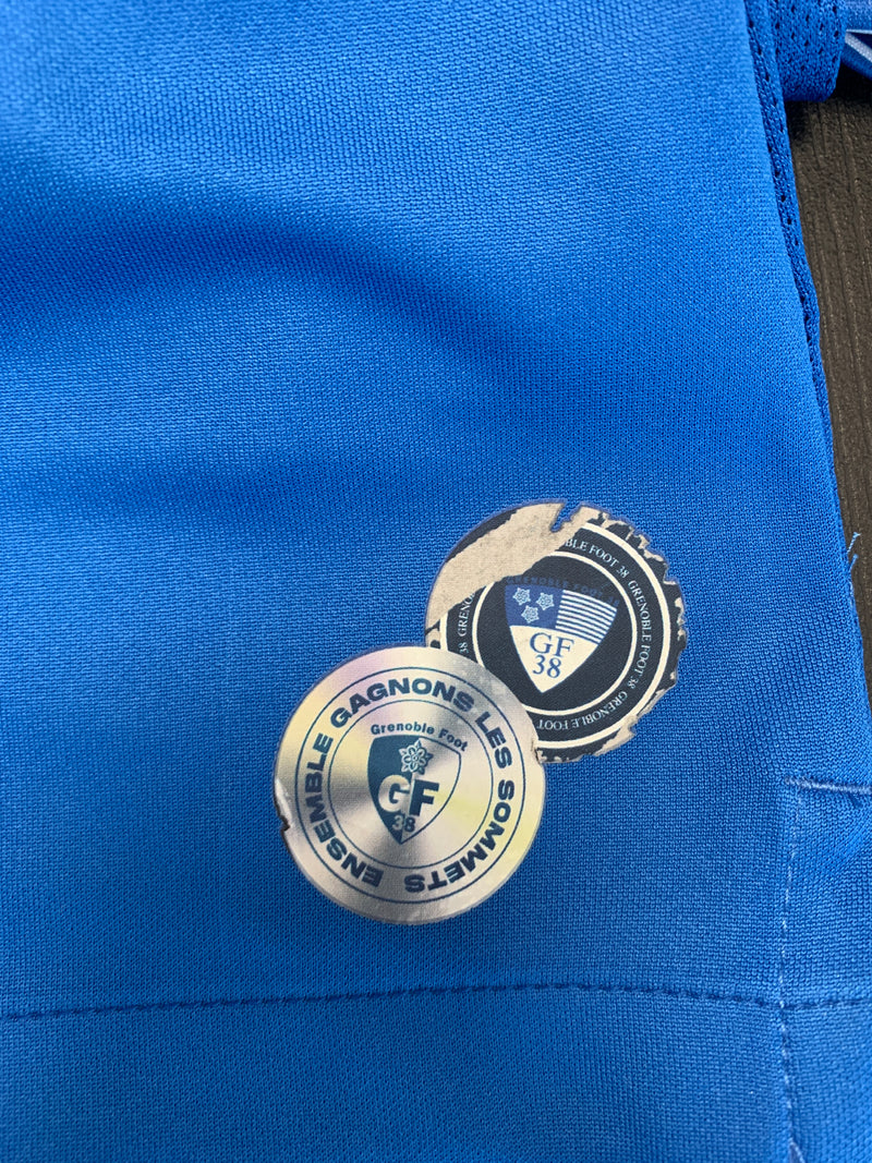 Chargez l'image dans la visionneuse de la galerie, Grenoble 2022-2023 HOME 70 TOURAY