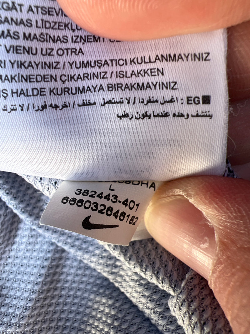 Chargez l'image dans la visionneuse de la galerie, Paris 2010-2011 AWAY 9 HOARAU