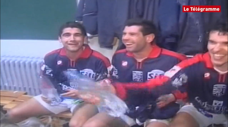 Chargez l'image dans la visionneuse de la galerie, Brest 2003-2004 AWAY 11