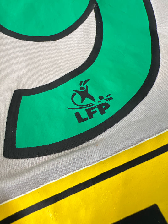 Sedan 2003-2004 AWAY 19 SABIN