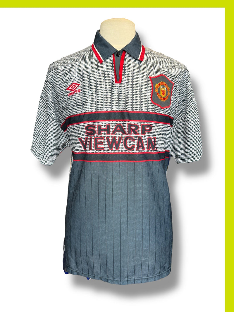 Chargez l'image dans la visionneuse de la galerie, Manchester United 1995-1996 AWAY 7 CANTONA