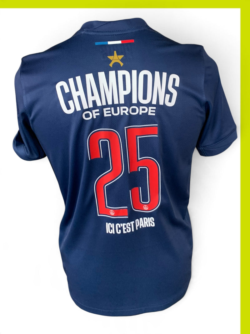 Chargez l'image dans la visionneuse de la galerie, PSG 2024-2025 Spécial 25 CHAMPIONS D'EUROPE (16)