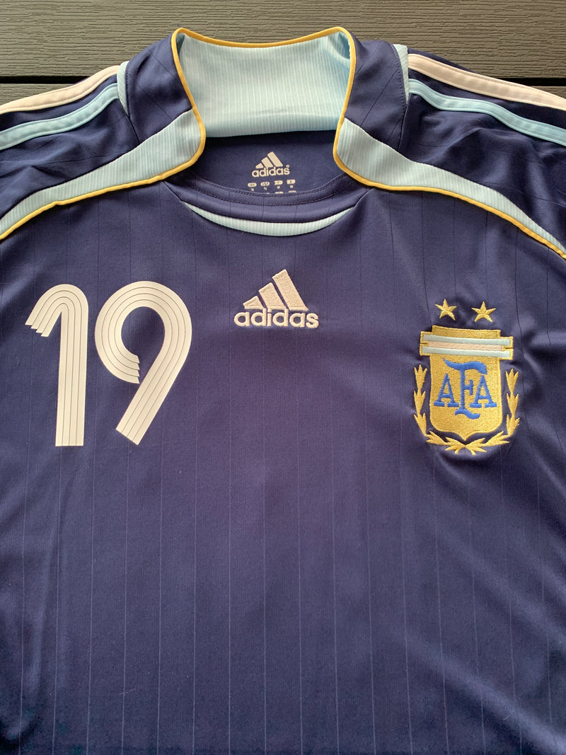 Chargez l'image dans la visionneuse de la galerie, Argentine 2006 AWAY 19 MESSI