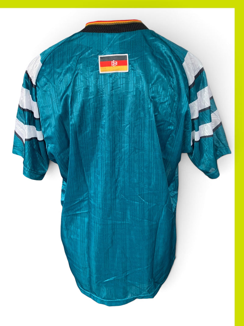 Chargez l'image dans la visionneuse de la galerie, Allemagne - DEADSTOCK 1996 AWAY (M)