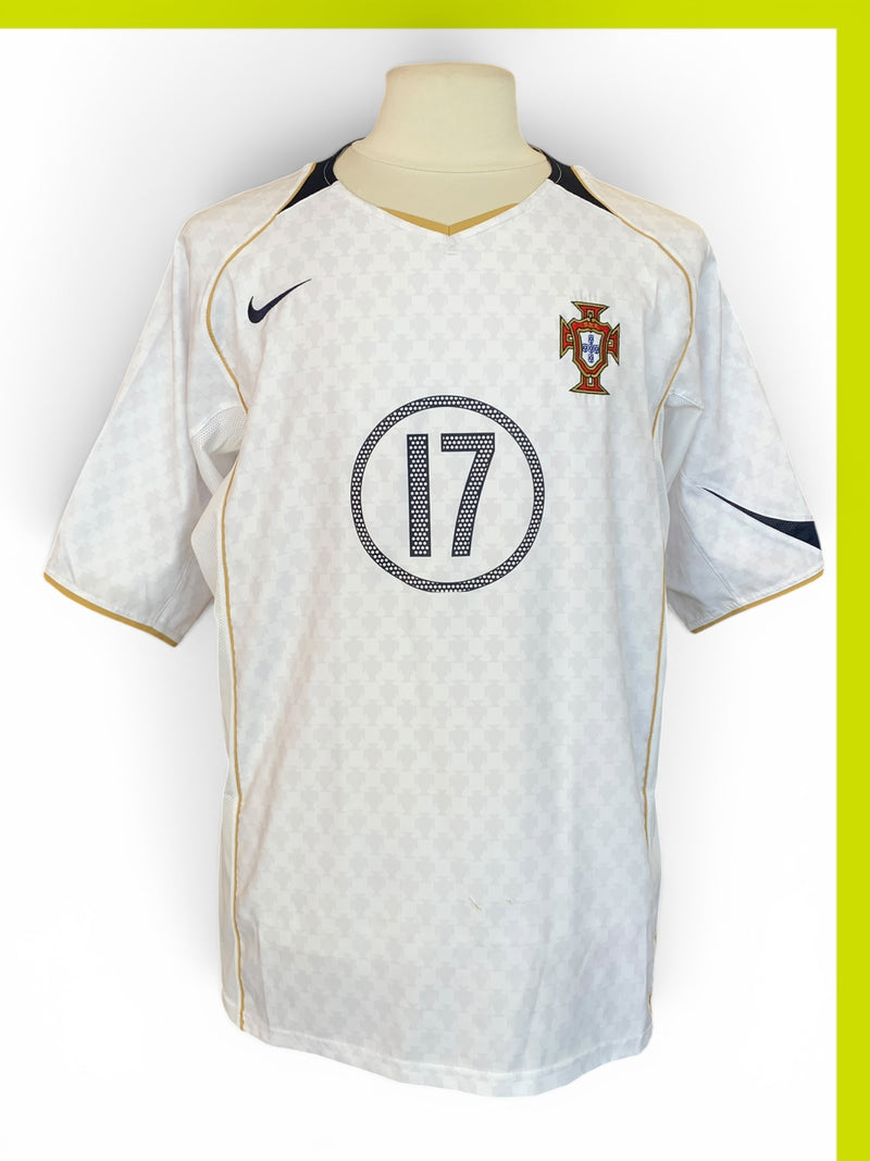 Chargez l'image dans la visionneuse de la galerie, Portugal 2004 AWAY 17 C.RONALDO