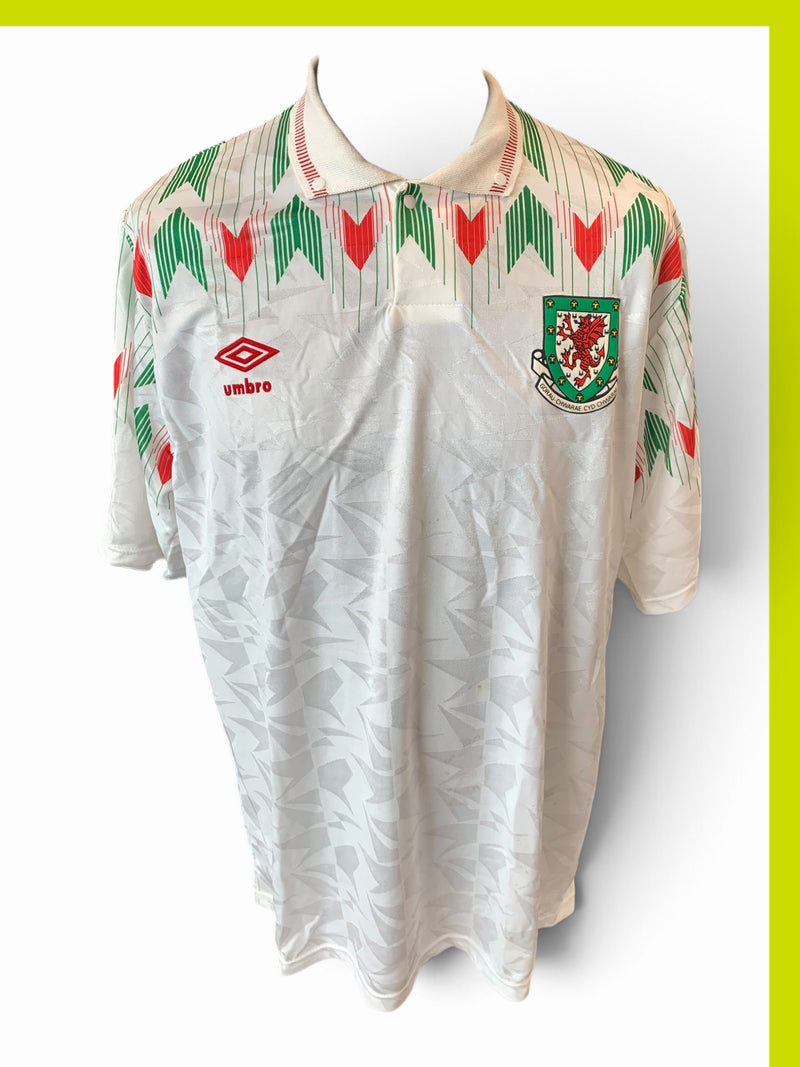 Chargez l'image dans la visionneuse de la galerie, Pays de Galles - DEADSTOCK 1990 AWAY (XL)