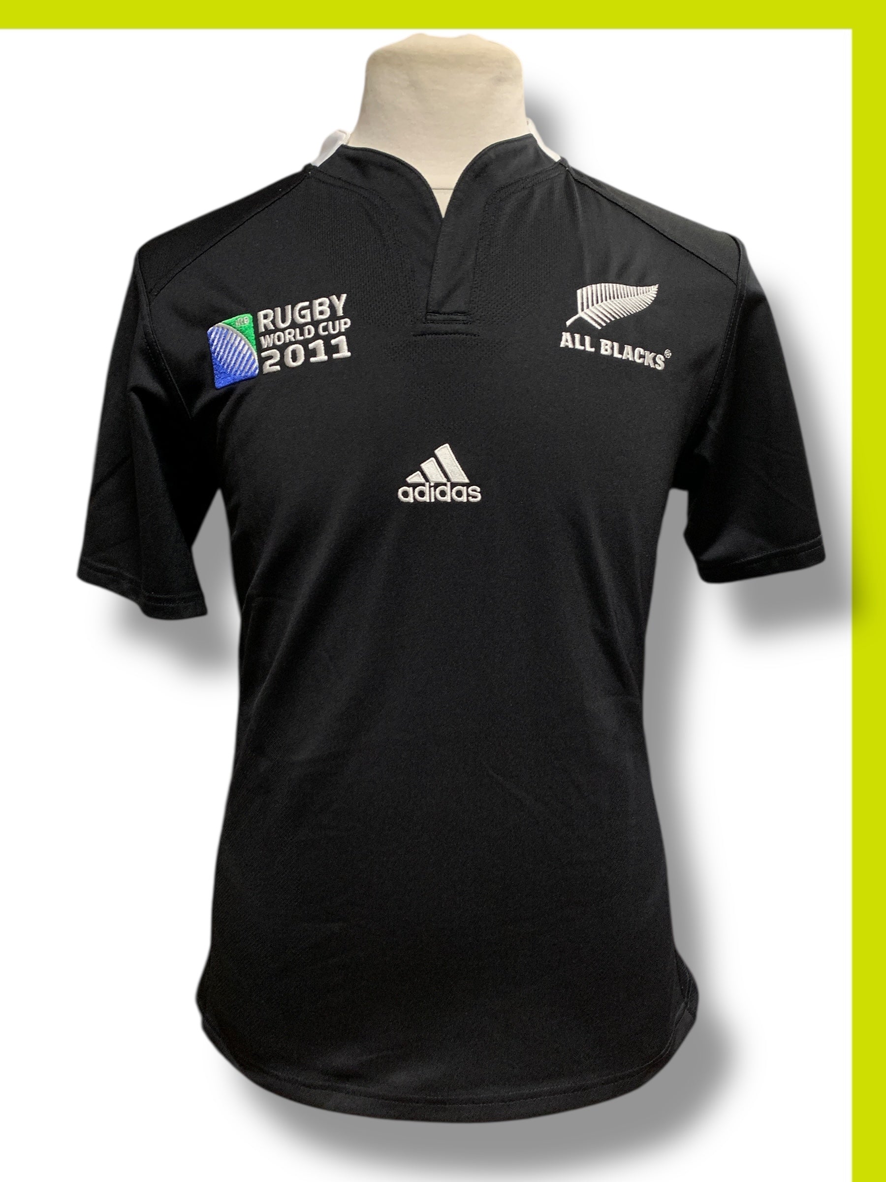 【】オールブラックス/2011/ホーム/【M】古着 Maillot rugby vintage All Blacks 2011 HOME – Football Shirt Vintage