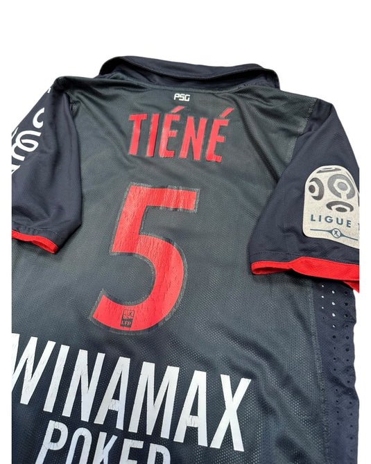 Paris 2010-2011 AWAY 5 TIENE