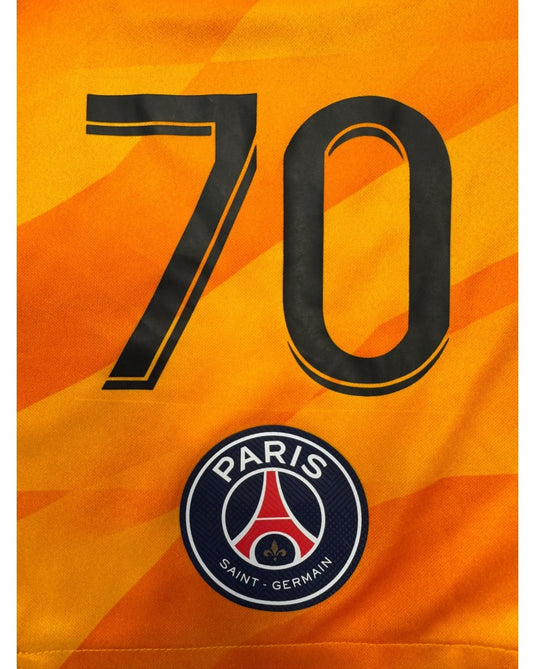 Paris 2023-2024 Goal 70