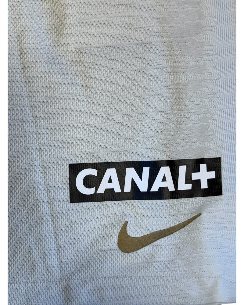 Chargez l'image dans la visionneuse de la galerie, Paris 2018-2019 THIRD 24 NKUNKU