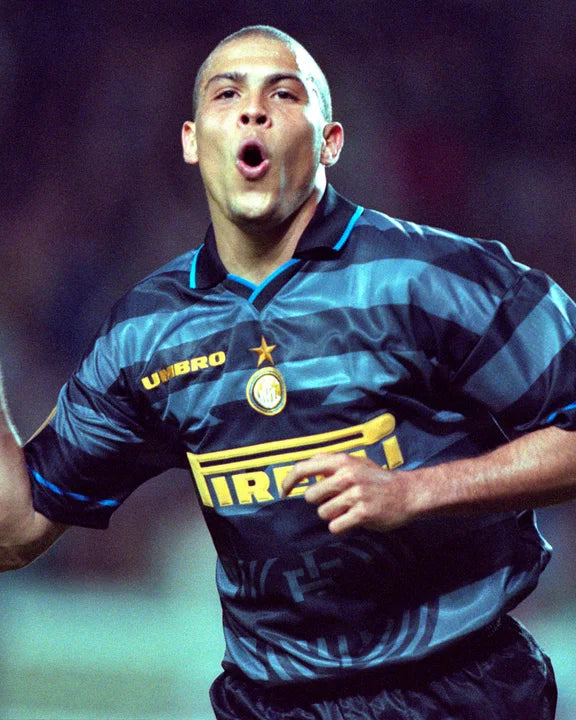 Chargez l'image dans la visionneuse de la galerie, Inter Milan 1997-1998 THIRD 10 RONALDO (M)
