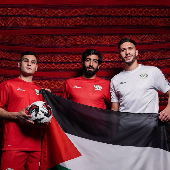 Le maillot de la Palestine par Tempo : pourquoi tout le monde en veut (et pourquoi ça dérange)