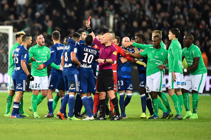 💚❤️ Saint-Étienne – Lyon : l’histoire brûlante du derby rhônalpin ⚔️