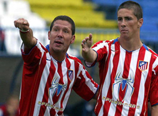 Le maillot SpiderMan de l’Atlético Madrid 2004-2005 : quand le football a osé l’impossible