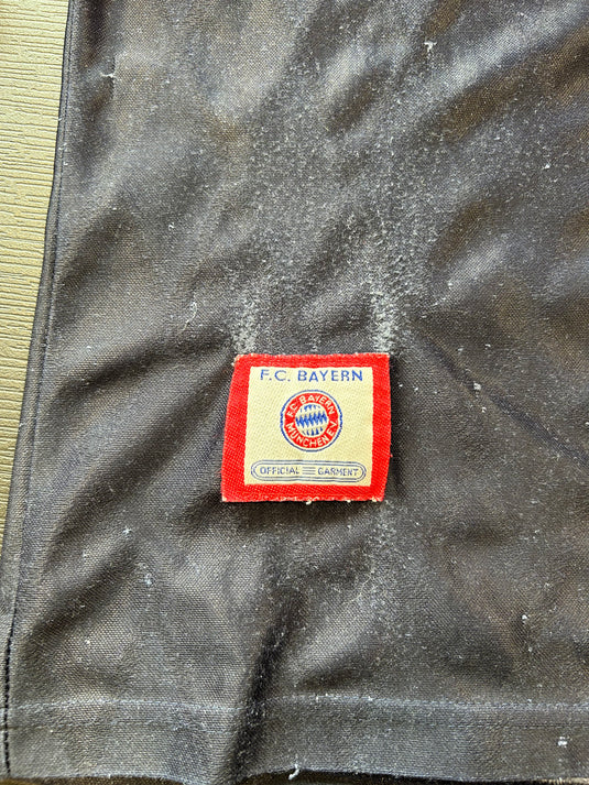 Bayern Munich 1997-1998 HOME