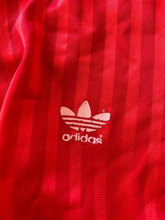 Template Adidas Rouge et blanc