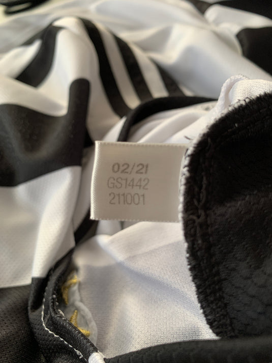 Juventus 2021-2022 HOME