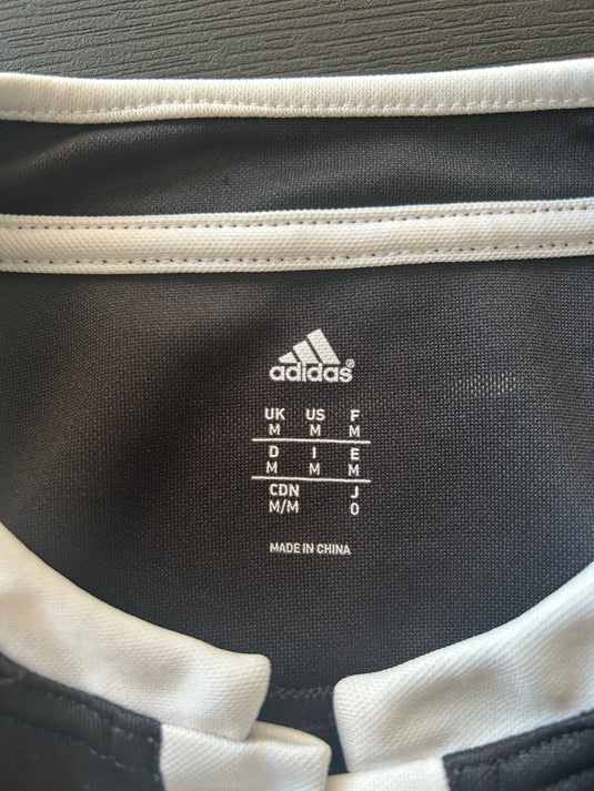 Template Adidas Noir à bandes blanches