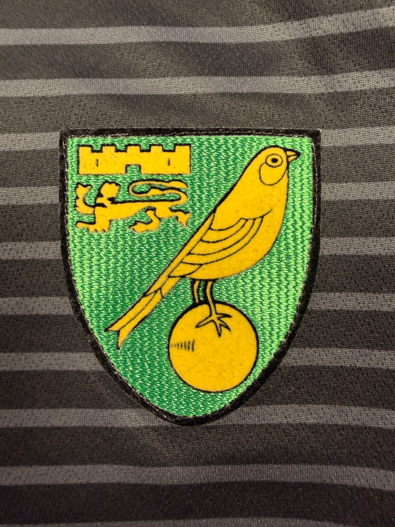 Chargez l'image dans la visionneuse de la galerie, Norwich City 2017-2018 AWAY 9 OLIVEIRA (XL)
