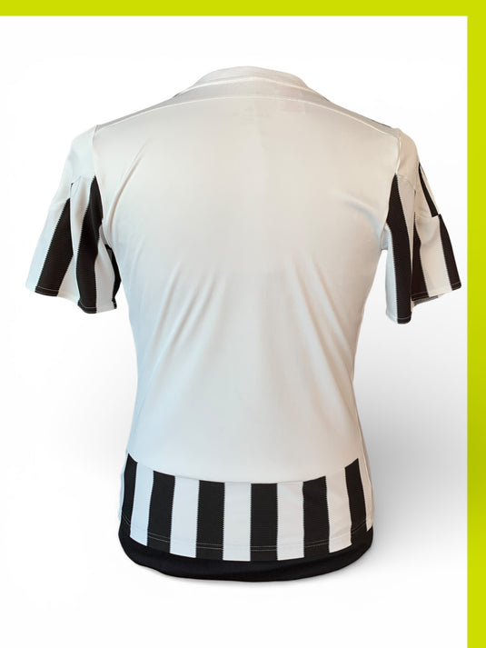 Juventus 2015-2016 HOME