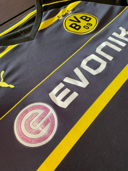 Borussia Dortmund 2016-2017 AWAY