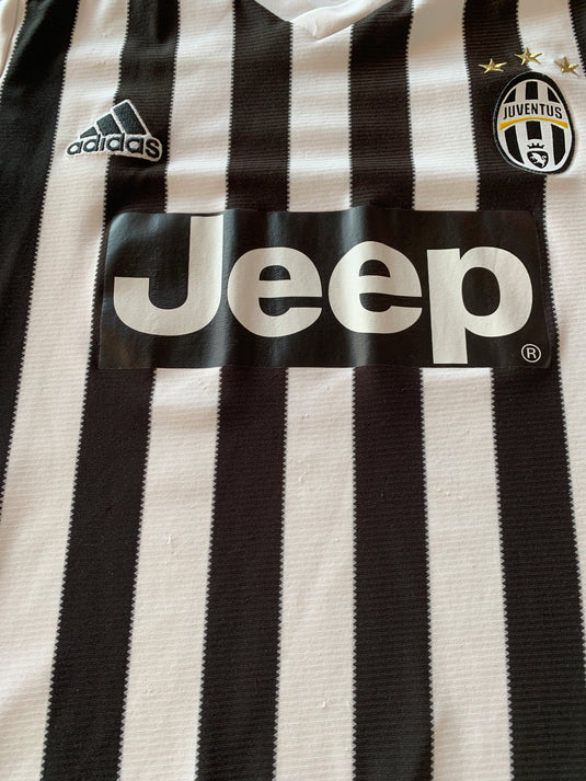 Juventus 2015-2016 HOME