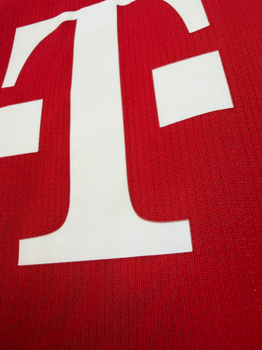 Bayern Munich 2015-2016 HOME 10 ROBBEN (S)