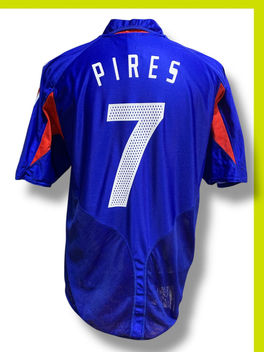 France 2004 HOME 7 PIRES
