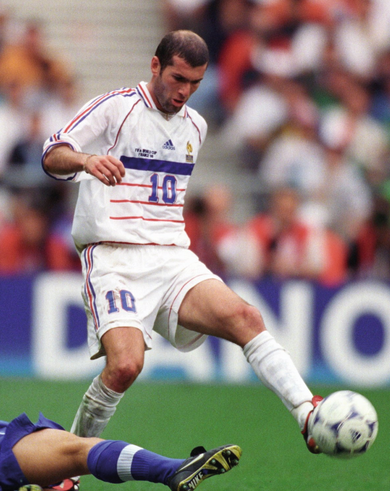 Chargez l&#39;image dans la visionneuse de la galerie, Nameset flocage France 1998 AWAY Zidane #10
