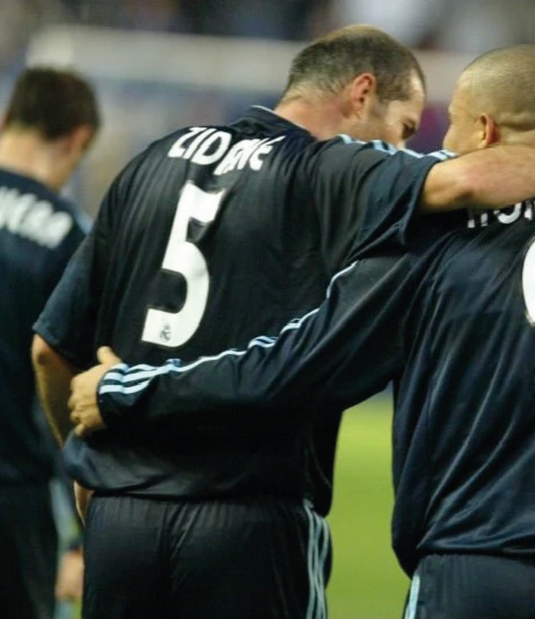Nameset flocage Real Madrid 2003-2004 AWAY Zidane #5