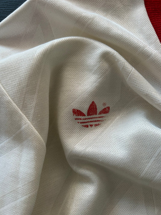 Template Adidas Blanc à rayures rouges
