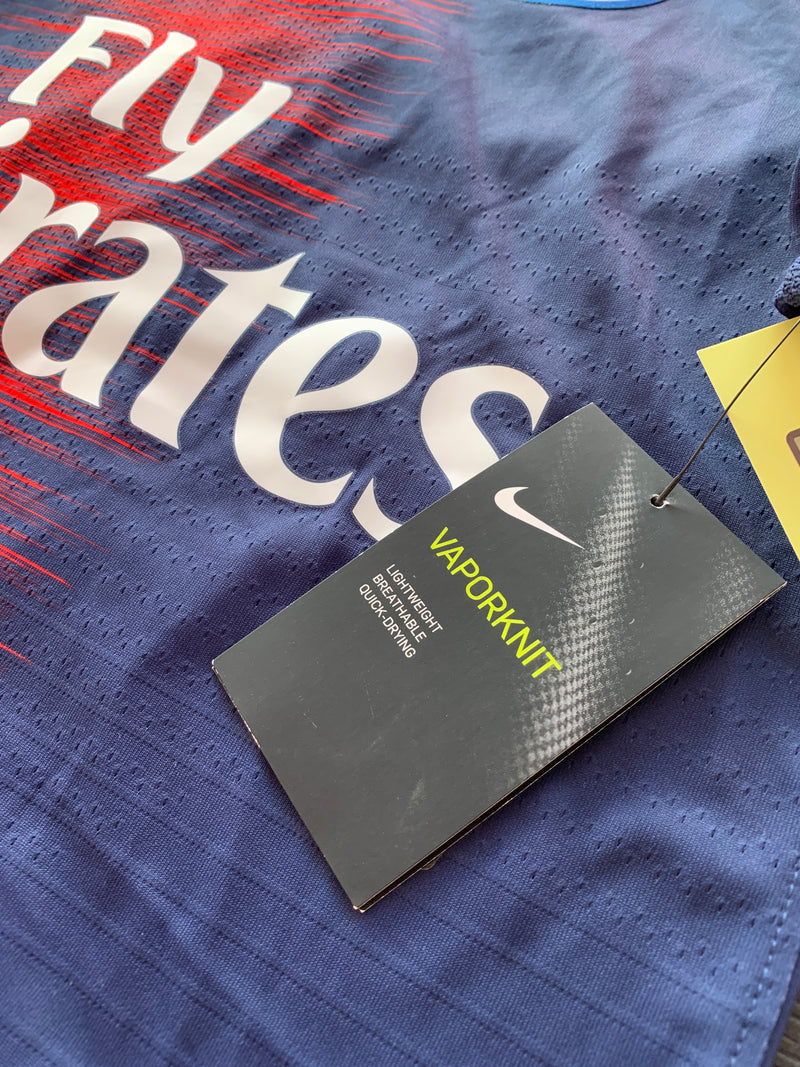 Chargez l'image dans la visionneuse de la galerie, PSG 2018-2019 HOME 2 T.SILVA (S)
