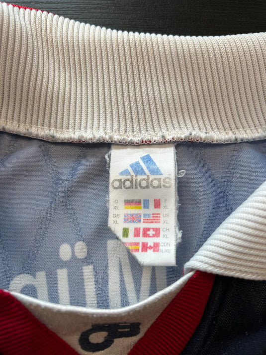 Bayern Munich 1997-1998 HOME