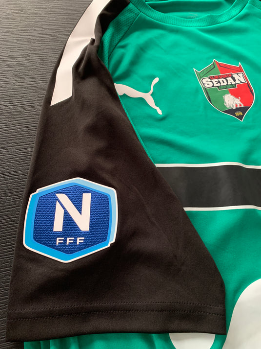 Sedan 2021-2022 HOME 17 PIRES