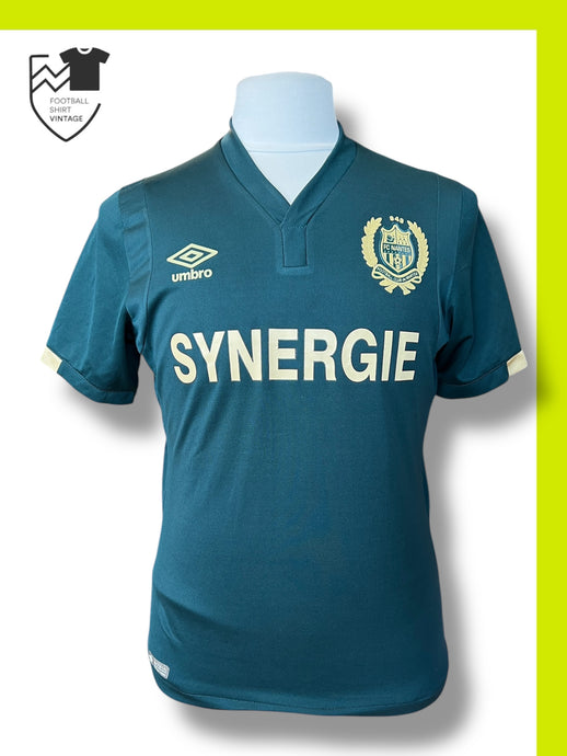 Nantes 2016-2017 AWAY