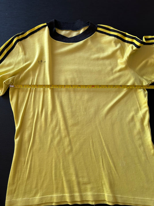 Template Adidas Jaune 9