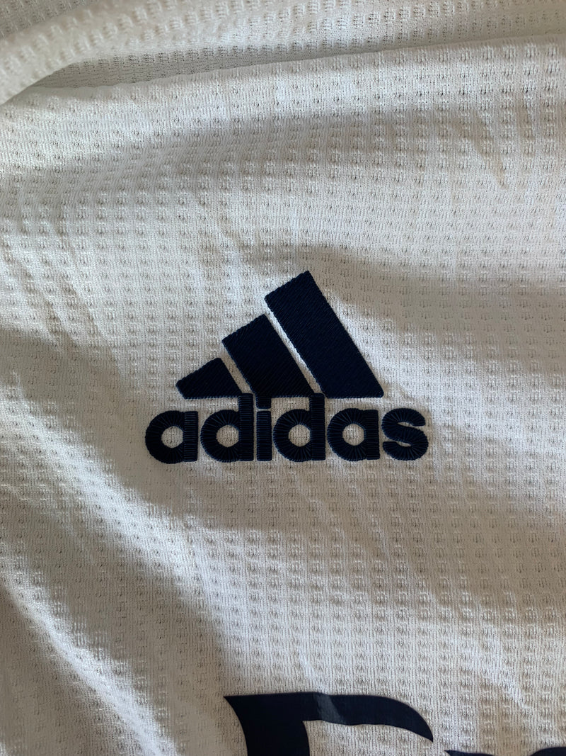 Chargez l'image dans la visionneuse de la galerie, Real Madrid 2020-2021 HOME 10 MODRIC (XXL)
