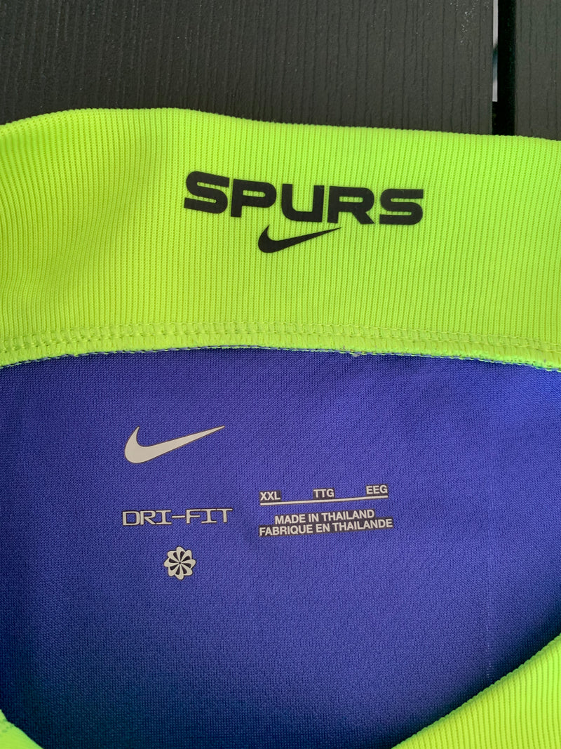 Chargez l'image dans la visionneuse de la galerie, Tottenham 2022-2023 AWAY 10 KANE (XXL)
