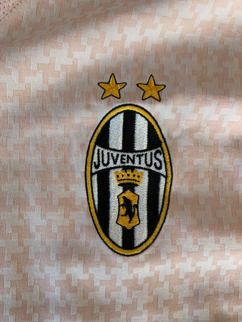Chargez l'image dans la visionneuse de la galerie, Juventus 2003-2004 AWAY 17 TREZEGUET (S)
