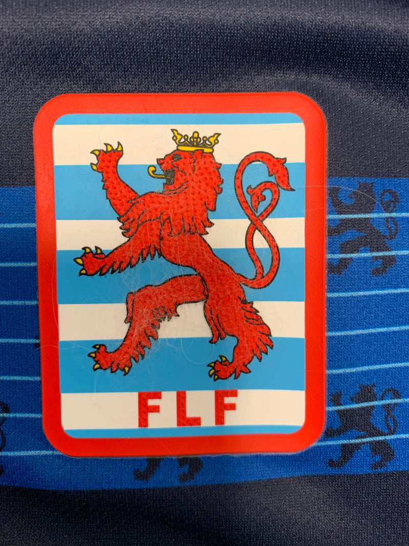 Chargez l'image dans la visionneuse de la galerie, Luxembourg 2022 AWAY (L)
