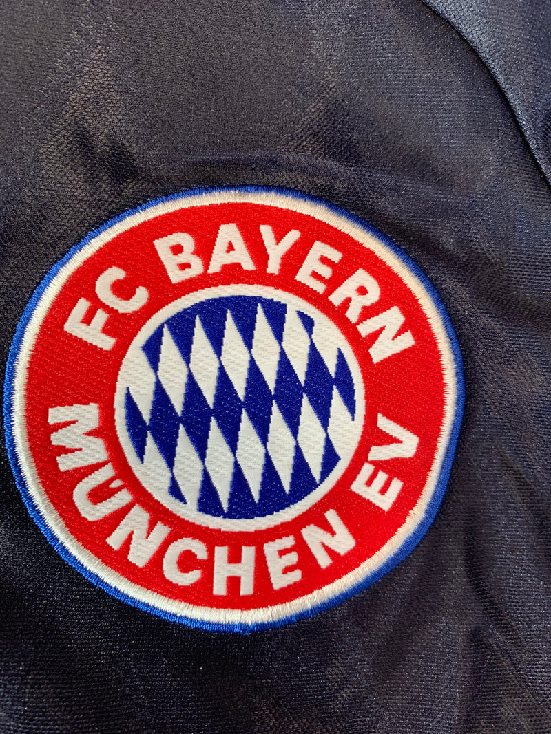 Chargez l'image dans la visionneuse de la galerie, Bayern Munich 1998-1999 HOME 3 LIZARAZU (XL)
