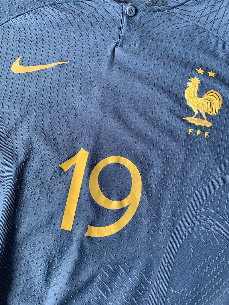 Chargez l'image dans la visionneuse de la galerie, France 2022 HOME 19 BENZEMA (XXL)
