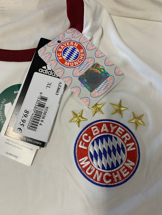 Bayern Munich 2016-2017 AWAY