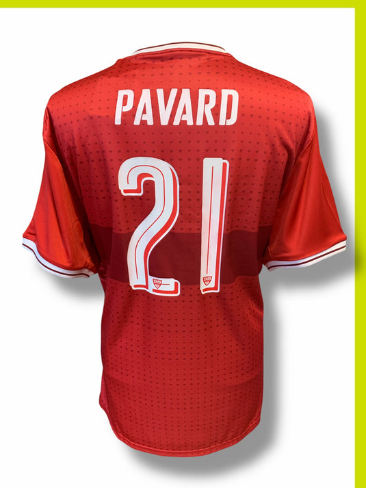 Stuttgart 2017-2018 AWAY 21 PAVARD