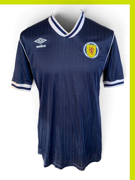 Ecosse 1982 HOME  (L)