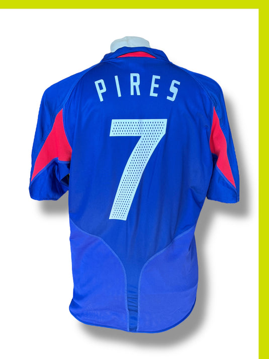France 2004 HOME 7 PIRES