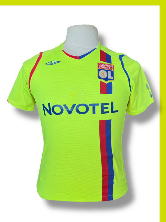 MAILLOT DE FOOT vintage third enfant Olympique Lyonnais 2009-2010 EUR 24,00 - FR MAILLOT DE FOOT vintage third enfant Olympique Lyonnais 2009-2010 EUR 24,00 - FR