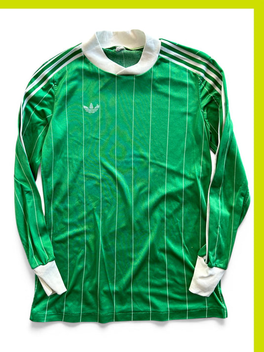 Template Adidas Ventex Vert à rayures blanches