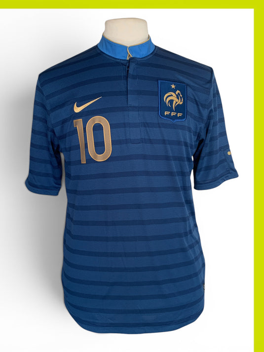 France 2012 HOME 10 BENZEMA (L)