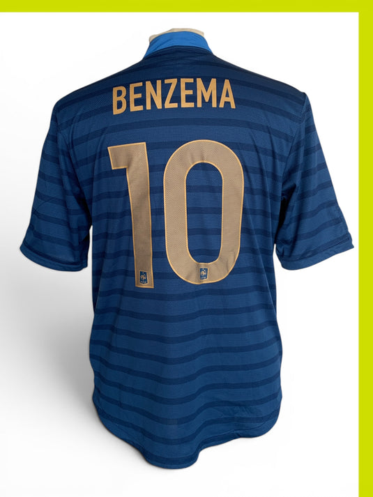 France 2012 HOME 10 BENZEMA (L)